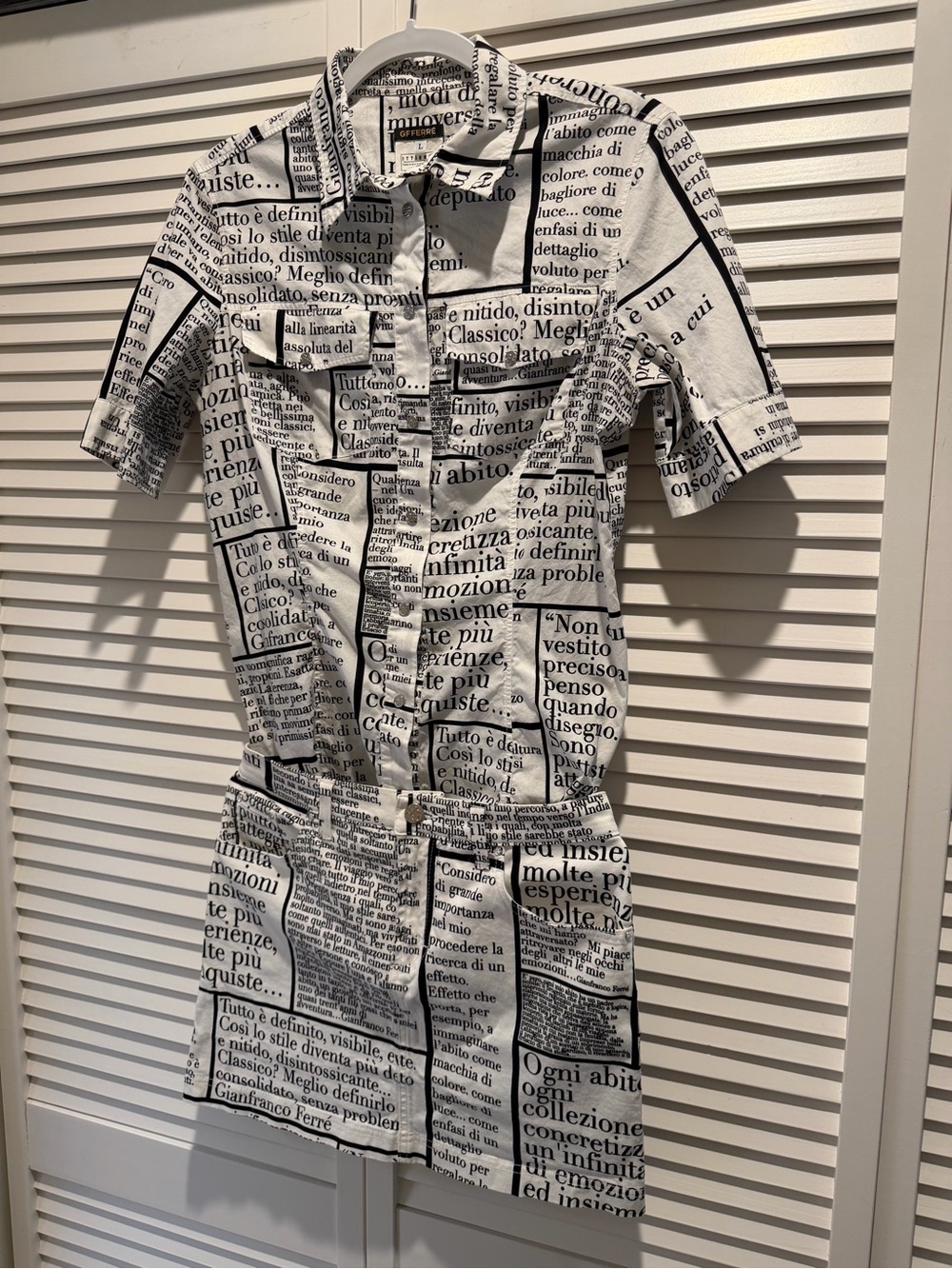 GF FERRE
Black & White Newspaper-Print Set